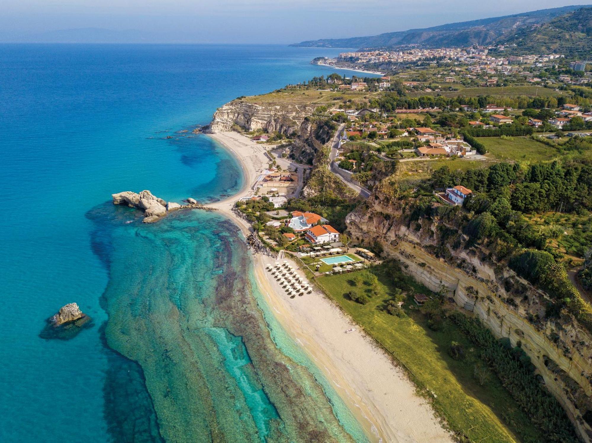 Borgo Di Riaci Beach Resort サンタ・ドメーニカ エクステリア 写真