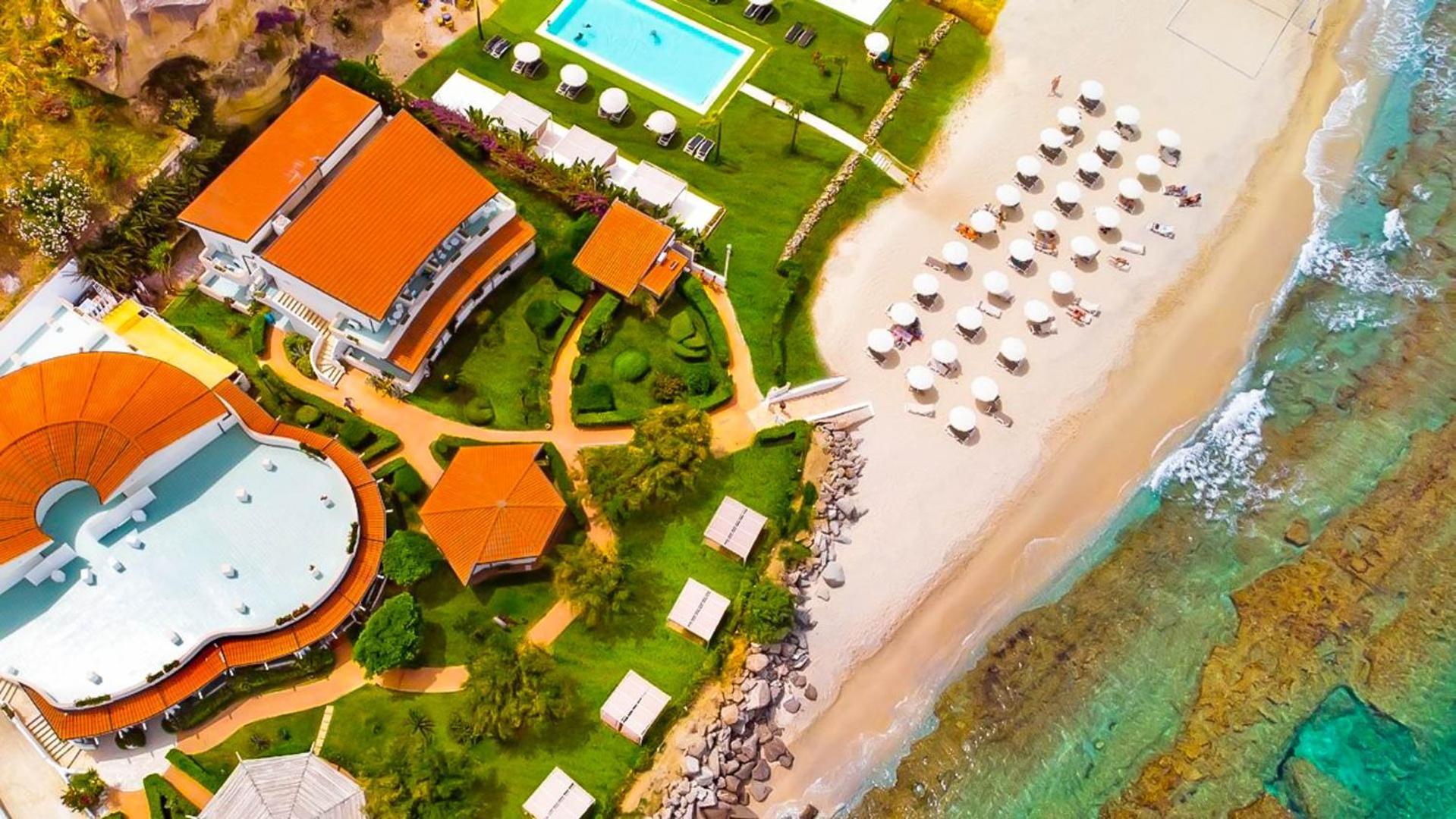 Borgo Di Riaci Beach Resort サンタ・ドメーニカ エクステリア 写真