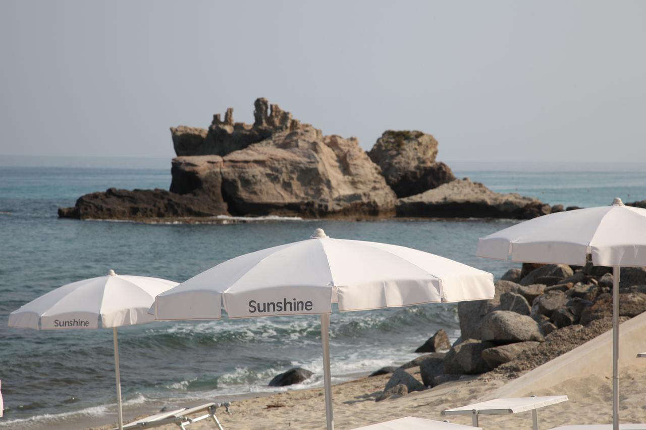 Borgo Di Riaci Beach Resort サンタ・ドメーニカ エクステリア 写真
